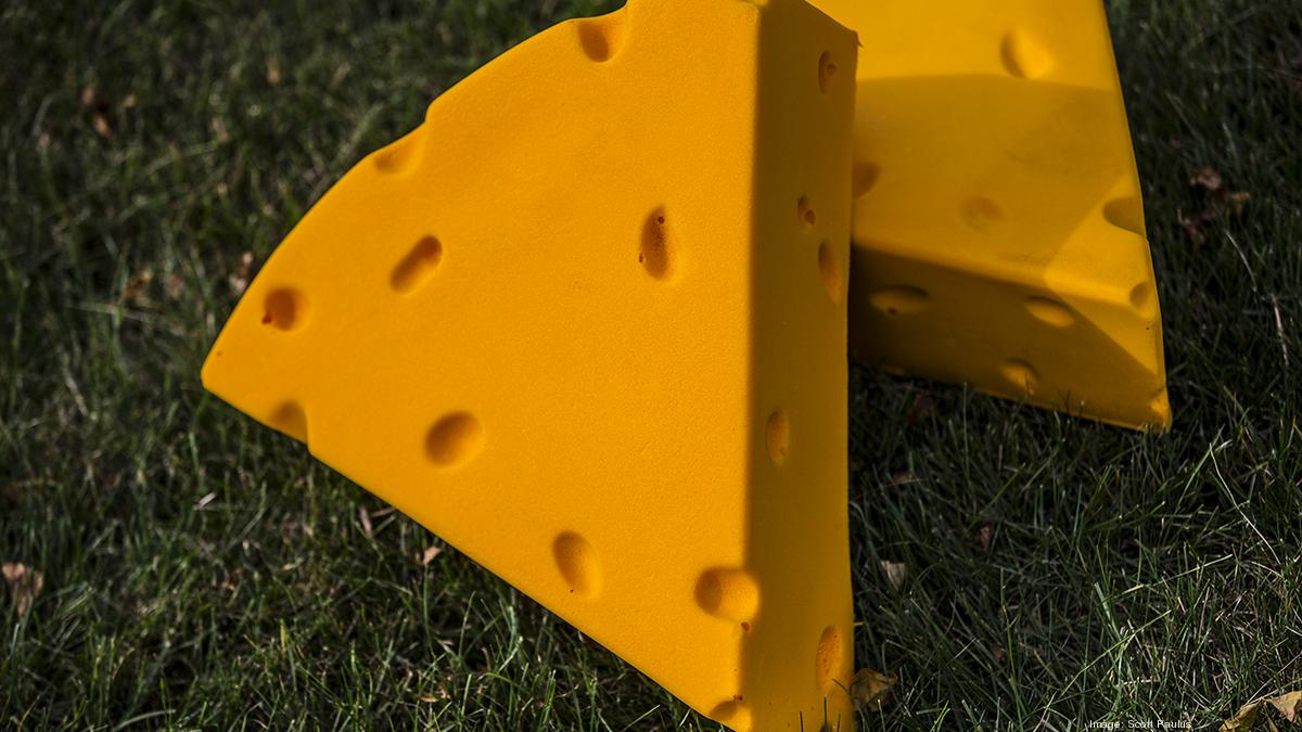 Packers acquire company that makes iconic Cheesehead hat