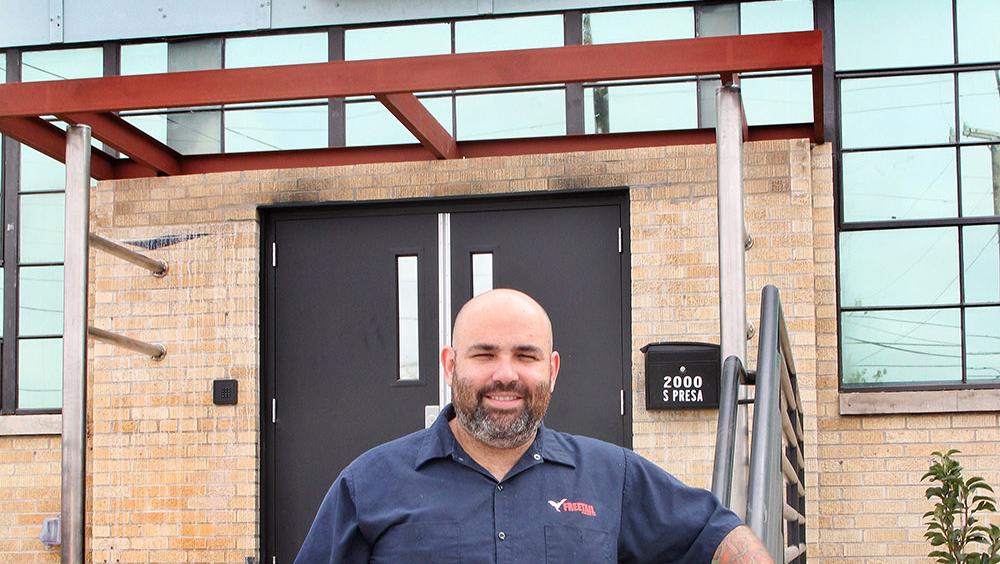 Scott Metzger's Freetail Brewing setting sights on Houston, Hill ...