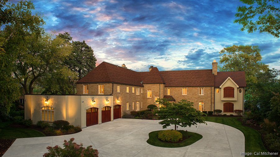 Open House: $1.9M Racine home renovated with Lake Michigan in mind ...