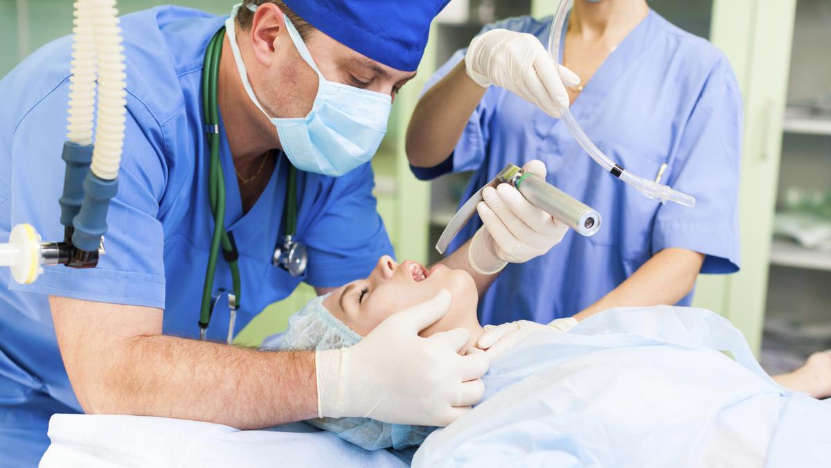 静脈麻酔: FOR PROFESSIONAL ANESTHESIOLOGISTS 22581075_1732195546-removebg-