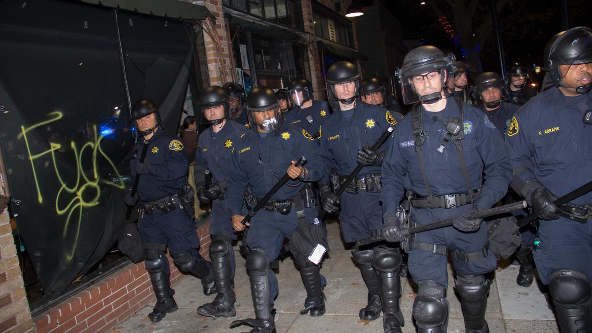 Oakland businesses brace for protests, more damage following Trump ...