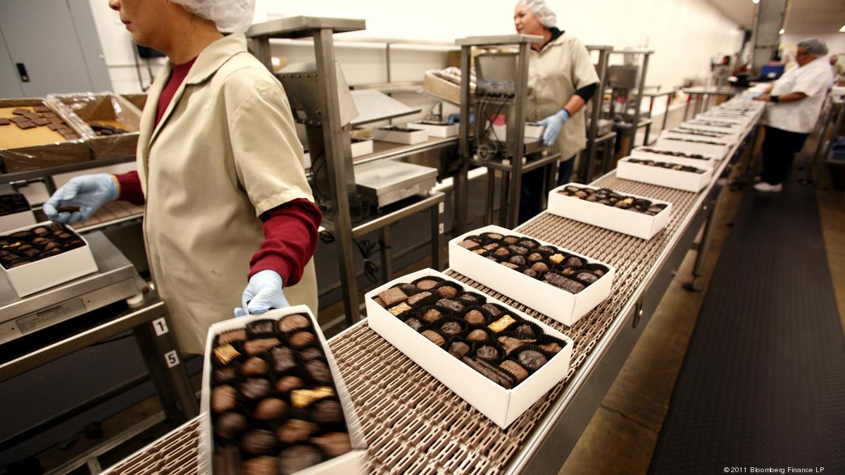 See's Candies now open in Greensboro's Friendly Center for Valentine's