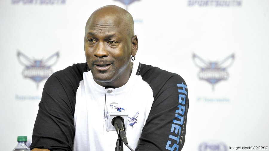Sneaker Watch: Michael Jordan Practices With Bobcats In The Air