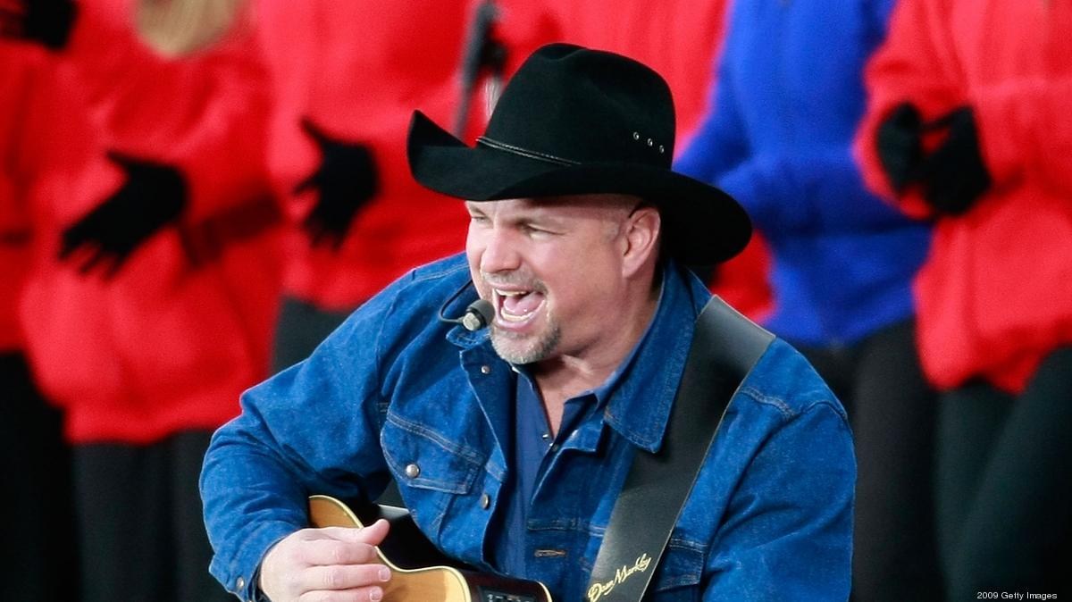 Garth Brooks set to be first concert at Mercedes-Benz Stadium in Atlanta -  Atlanta Business Chronicle