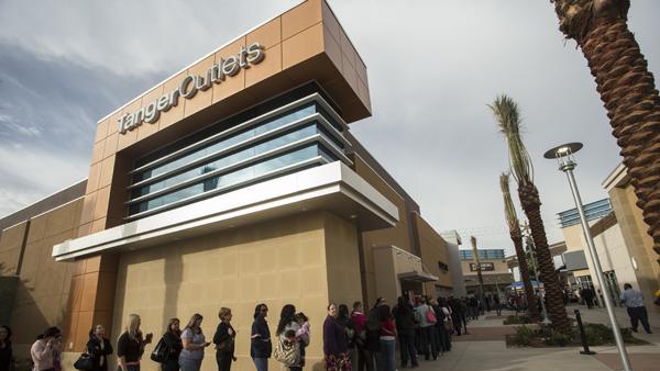 5 new stores at Glendale Tanger Outlets in time for Black Friday