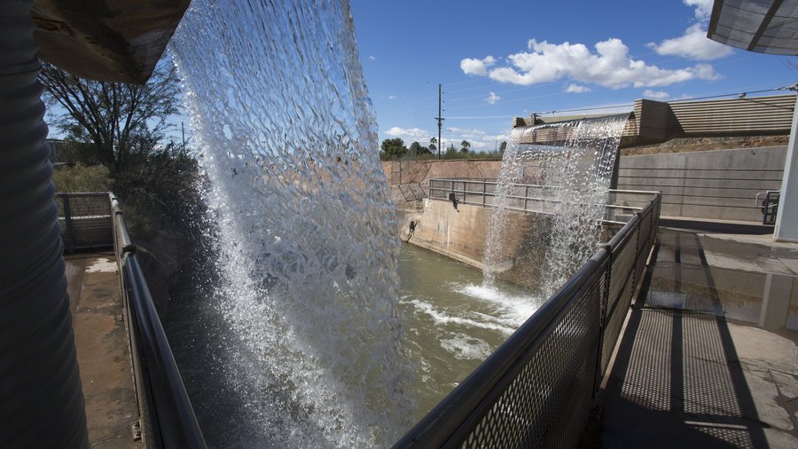 City of Phoenix looks to implement water requirements for new ...