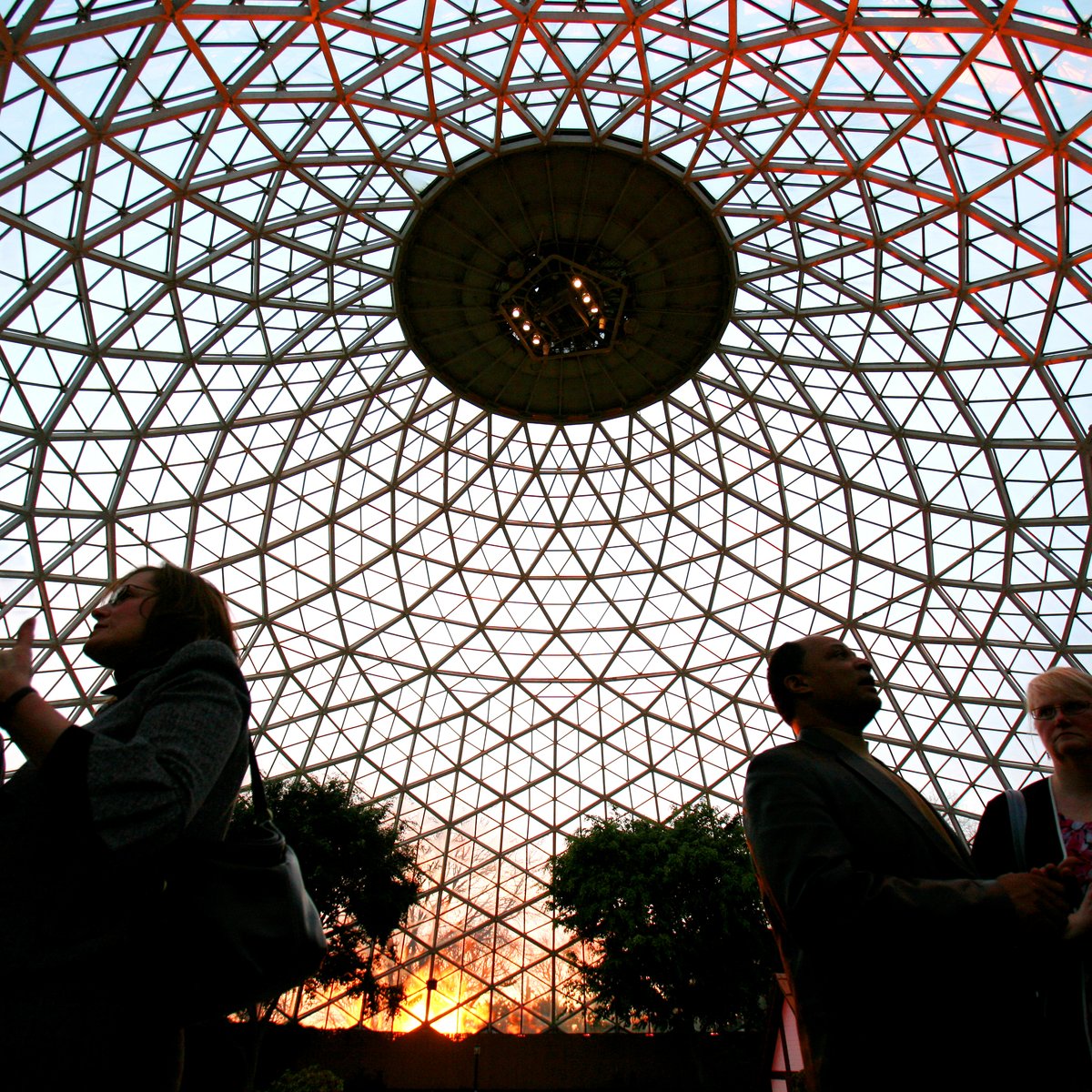 Dome for Soldier Field? Panel says Chicago should explore it