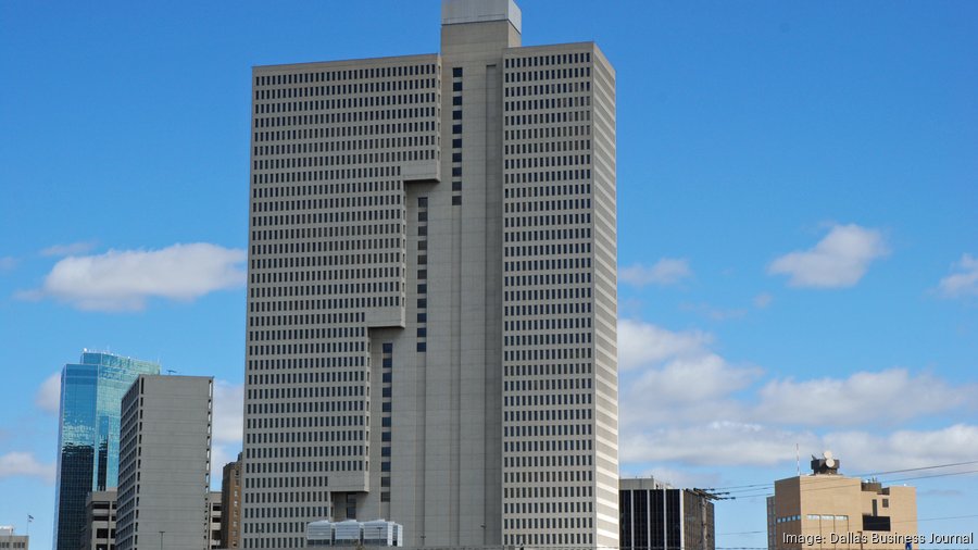 Fort Worth's tallest tower, Burnett Plaza, sells at foreclosure auction ...