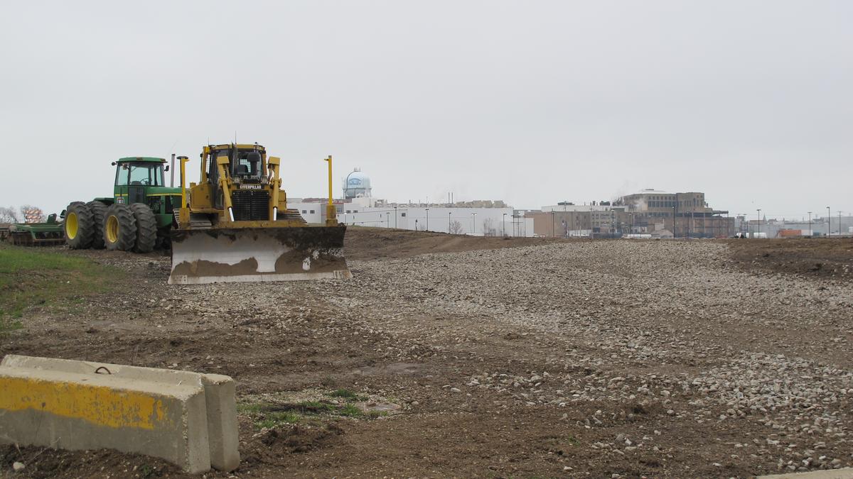 Cudahy approves land sale for 36 apartments at former Iceport site Milwaukee Business Journal
