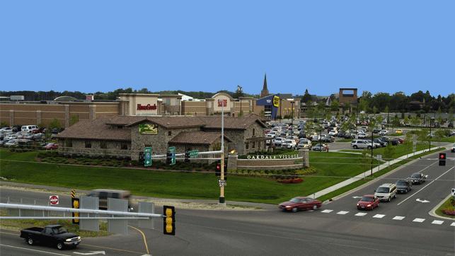 Edina MN: Centennial Lakes Plaza - Retail Space - Phillips Edison