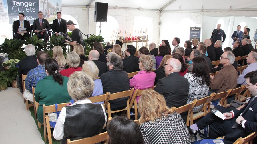 Groundbreaking at the Tanger Outlets in Southaven Memphis Business