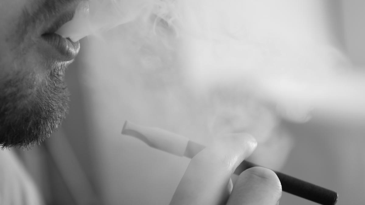 麻尔登计划在21岁后将烟草完全禁止，以防止一代人吸烟 - 波士顿商业杂志