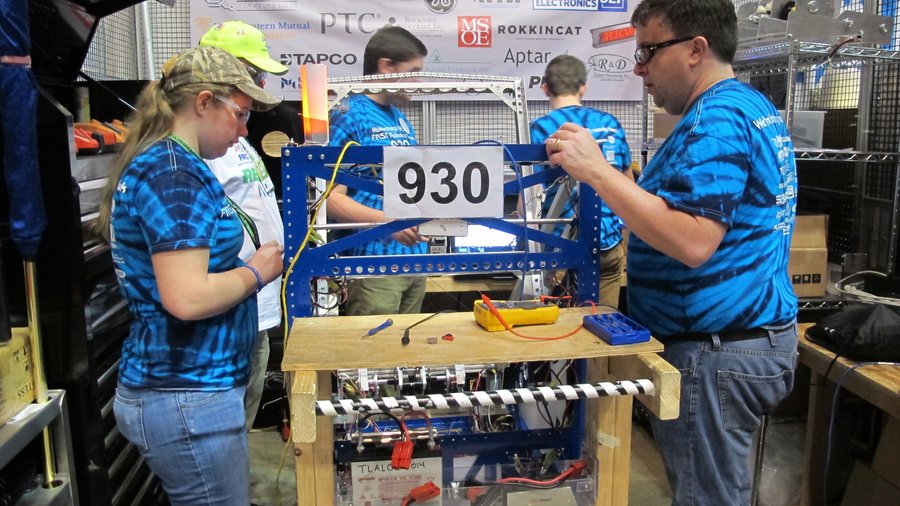 032015 FIRST Robotics 2015 09