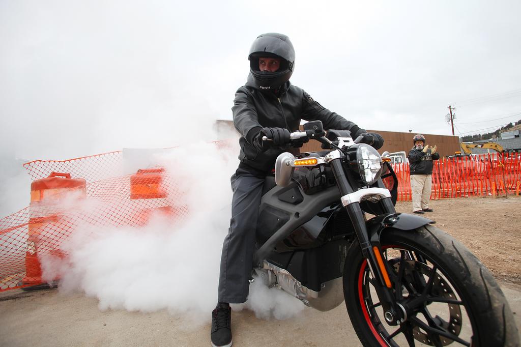 Harley-Davidson Staff Not Attending Sturgis Encourages Socially Distanced Riding Harley-Davidson Staff Not Attending Sturgis Encourages Socially Distanced Riding
