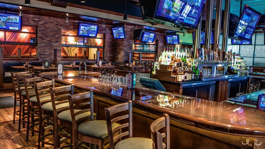 blackfinn-ameripub-interior*