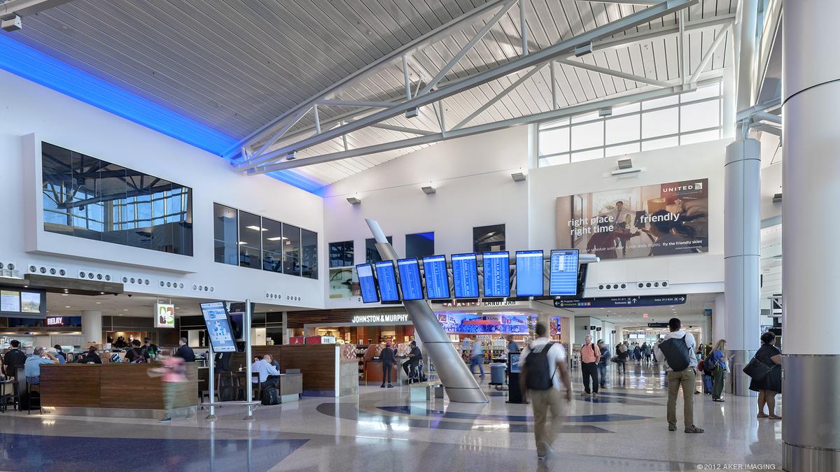 Wall Street Journal ranks 20 largest U.S. airports, including Houston's ...