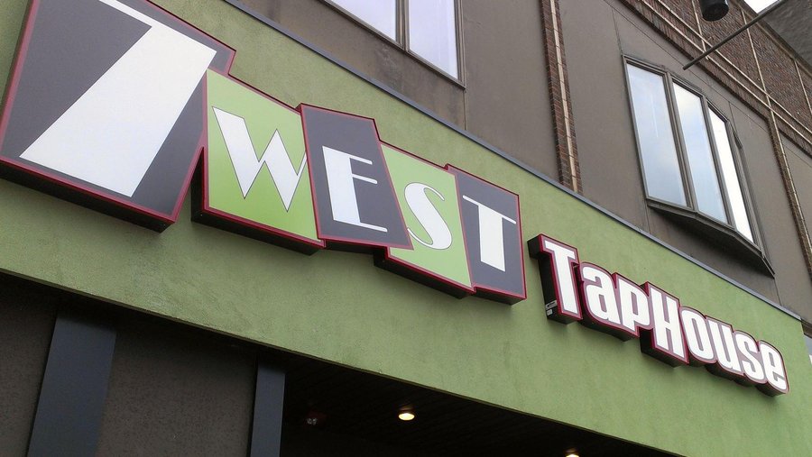 7 West TapHouse - Hamburger restaurant in St Cloud, MN