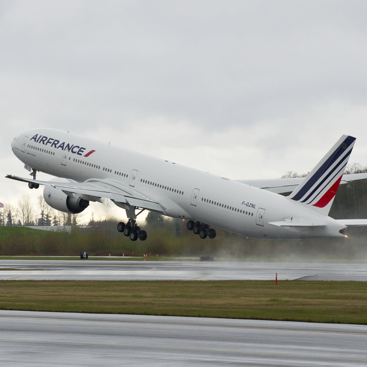 Air France plans direct RDU-Paris route on massive 787