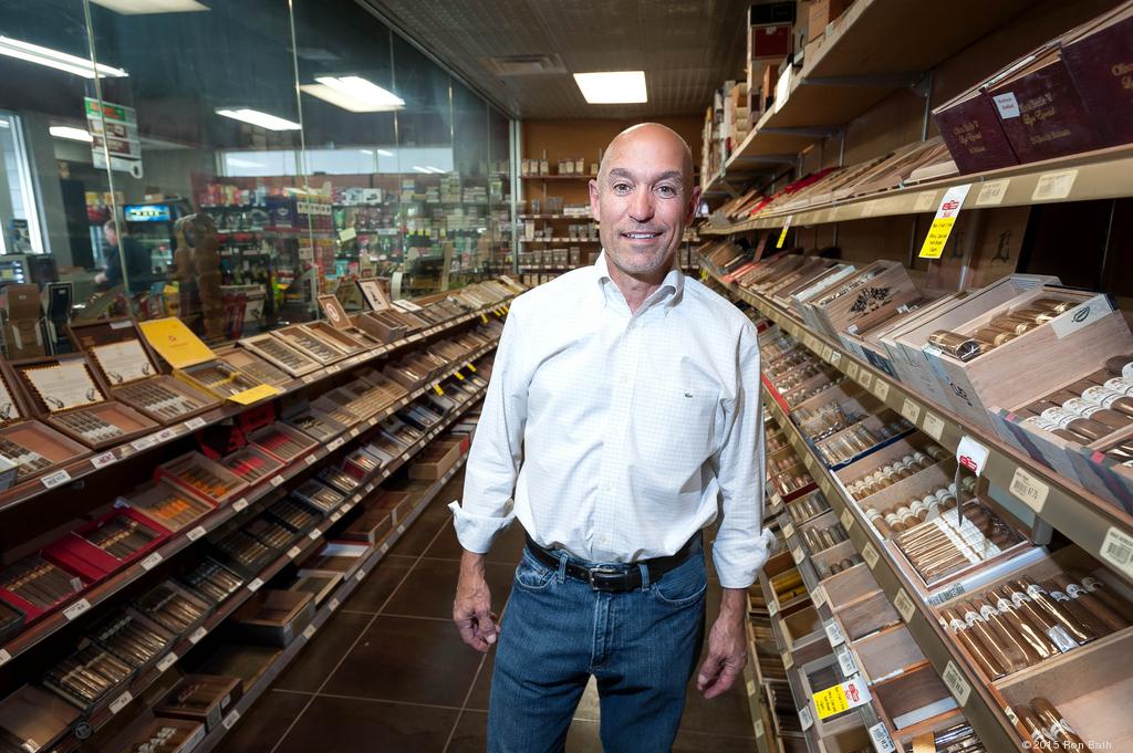 Cox's Smoker's Outlet parlays relationship with Churchill into a winning  deal