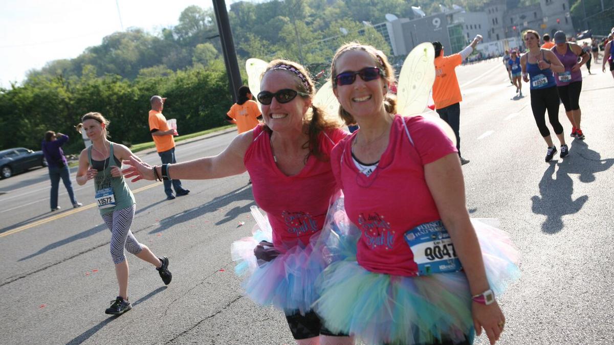 Runners set record in 2015 Flying Pig: PHOTOS - Cincinnati Business Courier