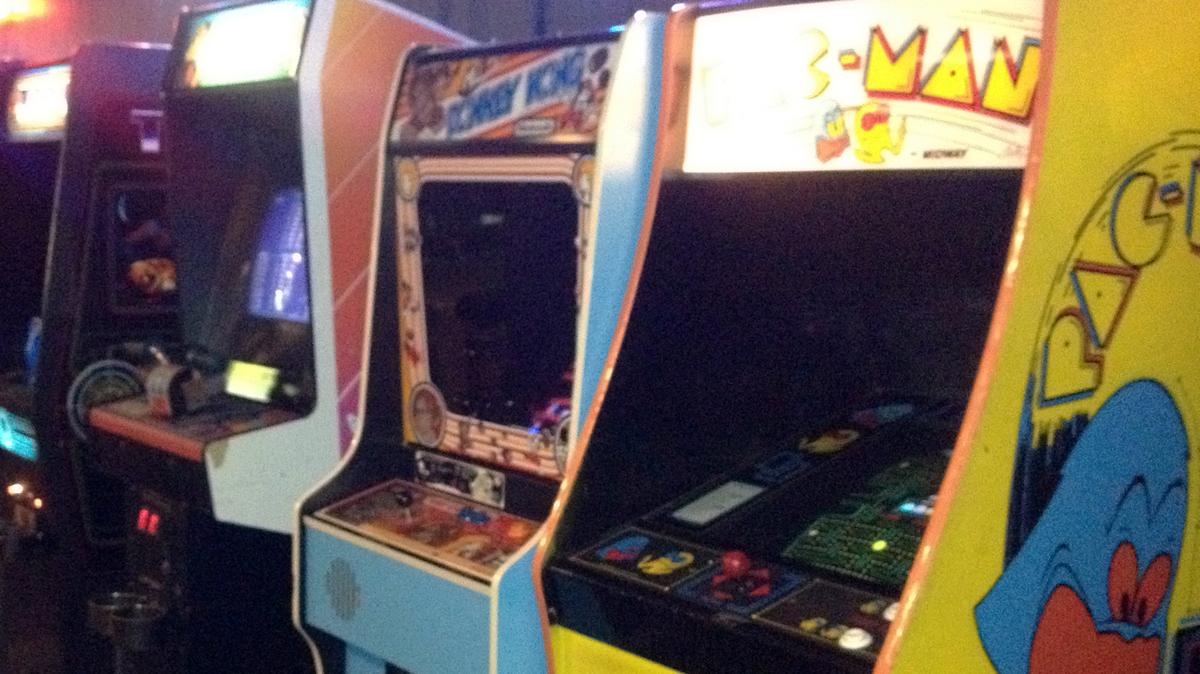 Up Down arcade bar heads for Lyn-Lake - Minneapolis / St. Paul Business ...