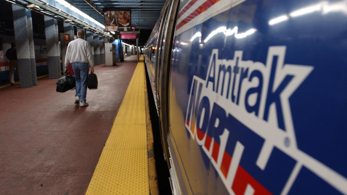 Experts Amtrak's troubling safety record could be negatively affecting