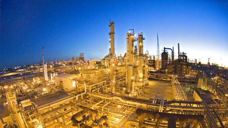 Valero Energy, Port Arthur refinery workers reach agreement before ...