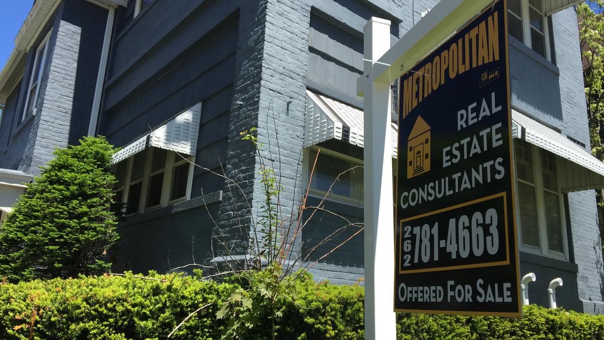 Housing prices at all time high in southeast Wisconsin Milwaukee