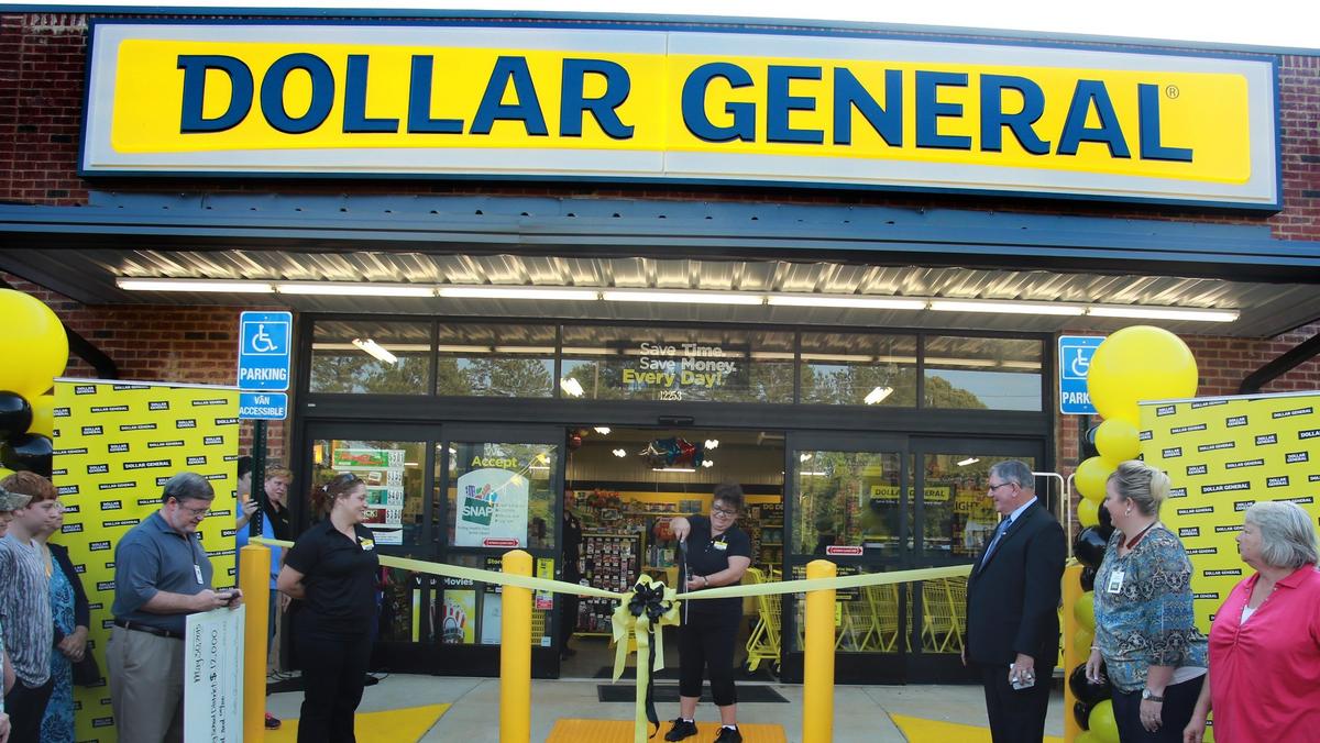 what time does dollar general close