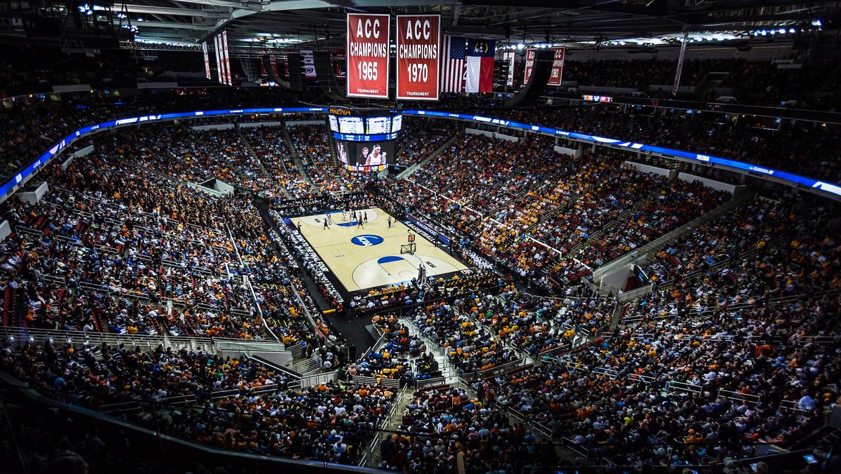 Opinion Fan, fanatic wrestle for soul of NCAA basketball Kansas City