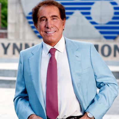 Billionaire casino founder Steve Wynn buys Palm Beach mansion from Emma