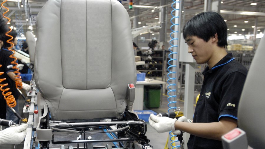 Johnson Controls Inc. considers spinning off automotive seat division ...