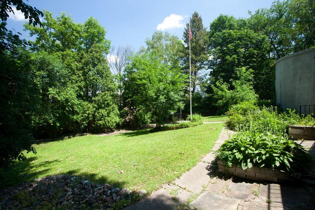 Stunning Lowry Hill Tudor with Mpls skyline views! Lowry Hill