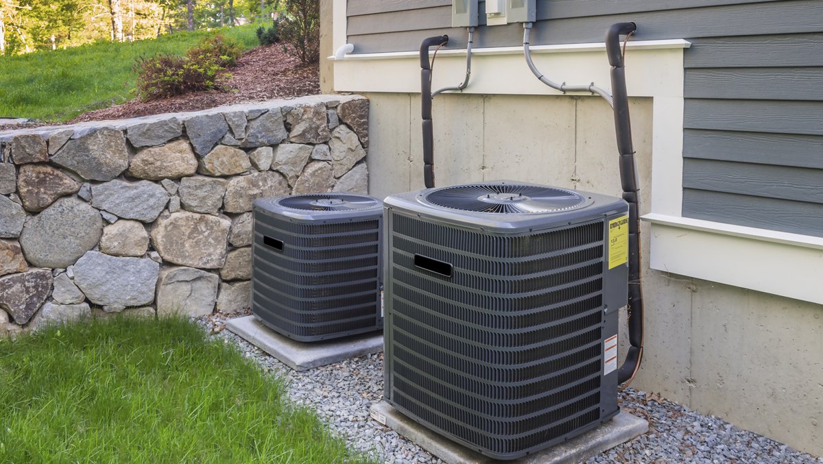 Dallas Code Compliance holding landlords accountable for broken A/Cs in