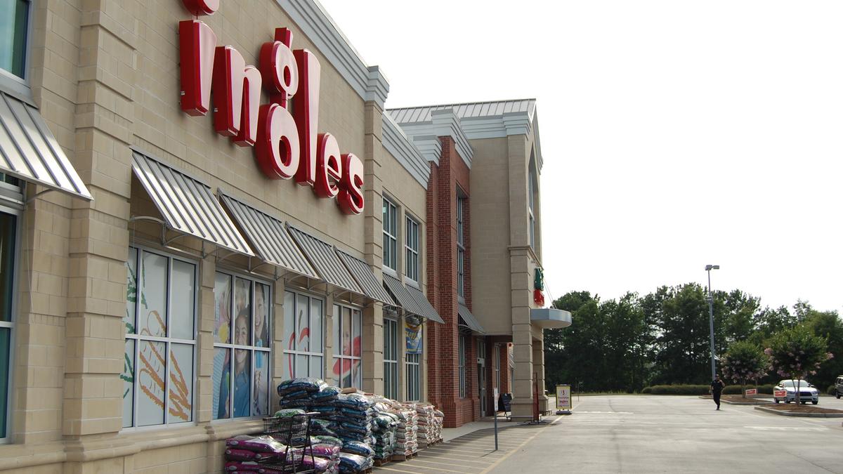 Ingles Markets CFO Ron Freeman to retire from grocery chain Triangle