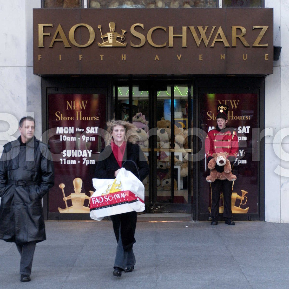 Under Armour Takes Former FAO Schwarz Store on Fifth Avenue - WSJ