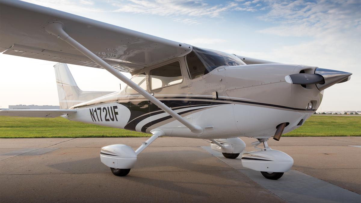 Yingling Aviation shows off its Ascend 172 airplane - Wichita Business ...