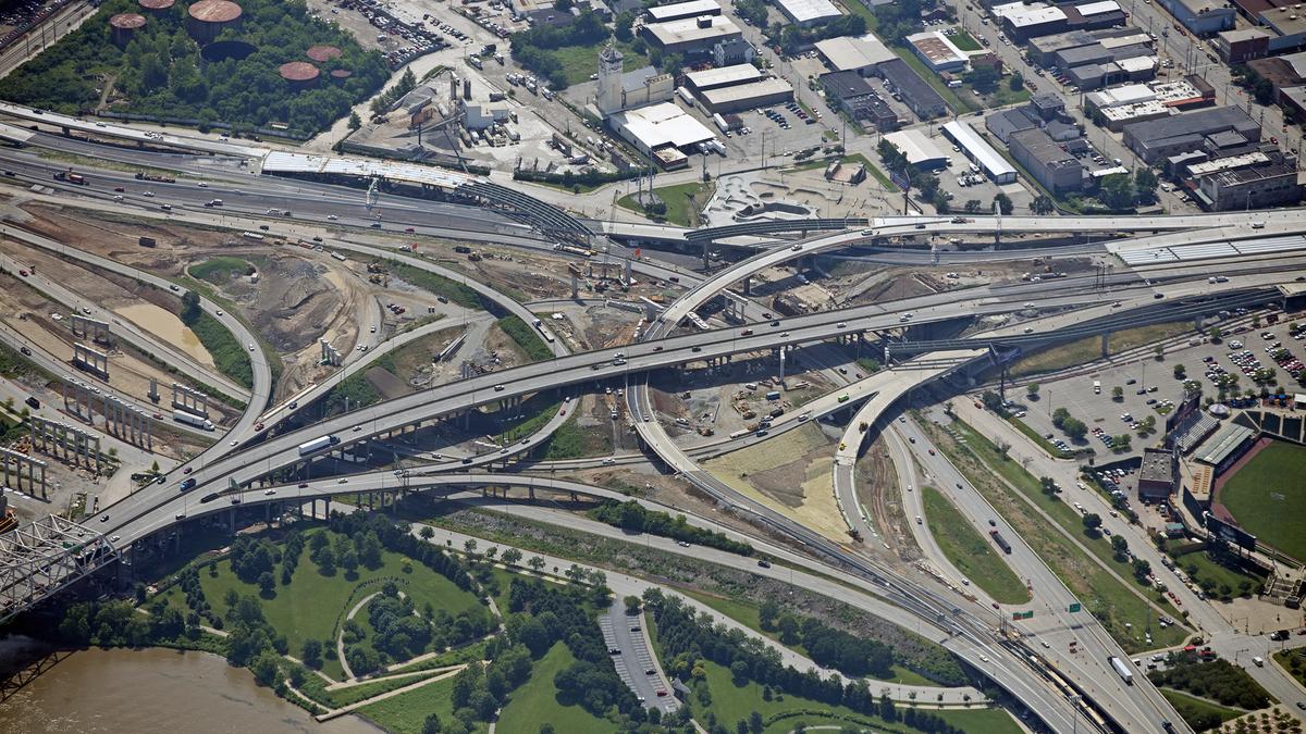 Spaghetti Junction in Louisville ranks No 4 among biggest traffic