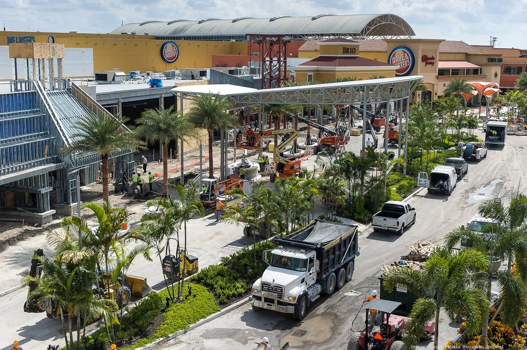 H M to open at the Dolphin Mall in Miami on Dec. 10 South