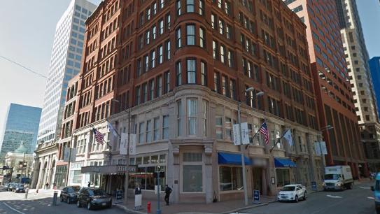 Downtown Hilton hotel sold as part of $119 million portfolio sale - St. Louis Business Journal
