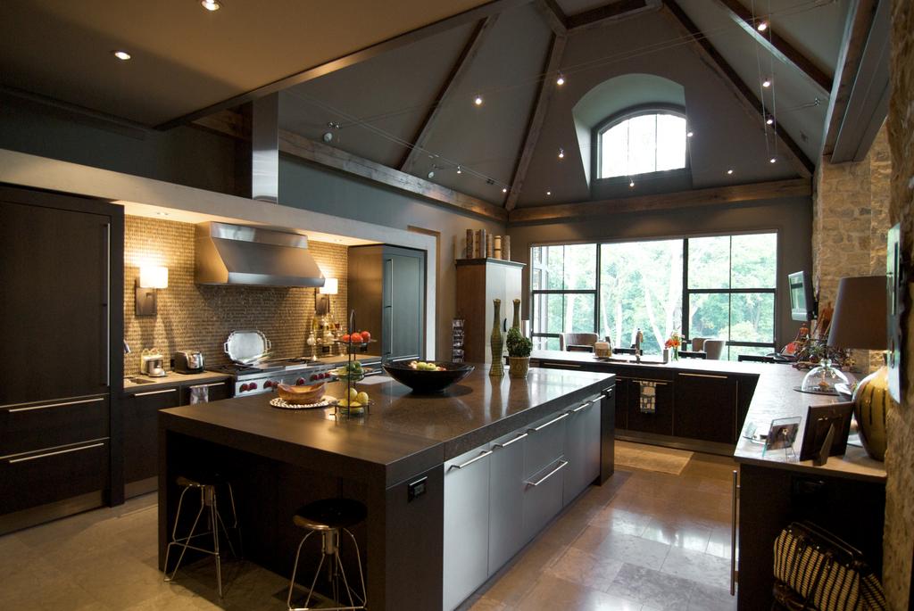 European Inspired Retreat Overlooking the Scioto River Riverfront