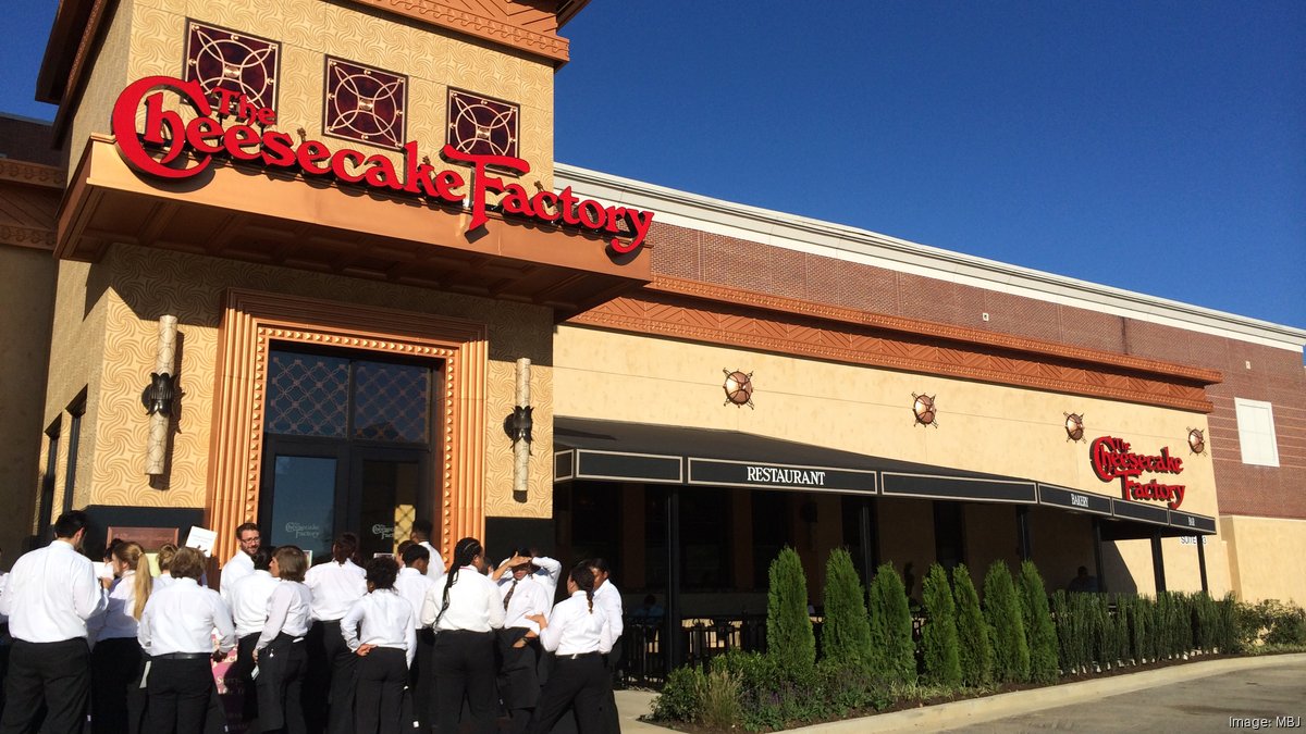 The Cheesecake Factory closing Wolfchase location, laying off workers