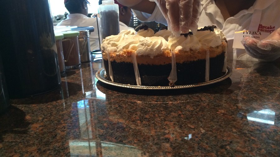 The Cheesecake Factory in the Wolfchase Galleria in Memphis opens to