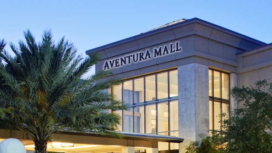 Shake Shack at Aventura Mall in Miami - Ft. Lauderdale, FL