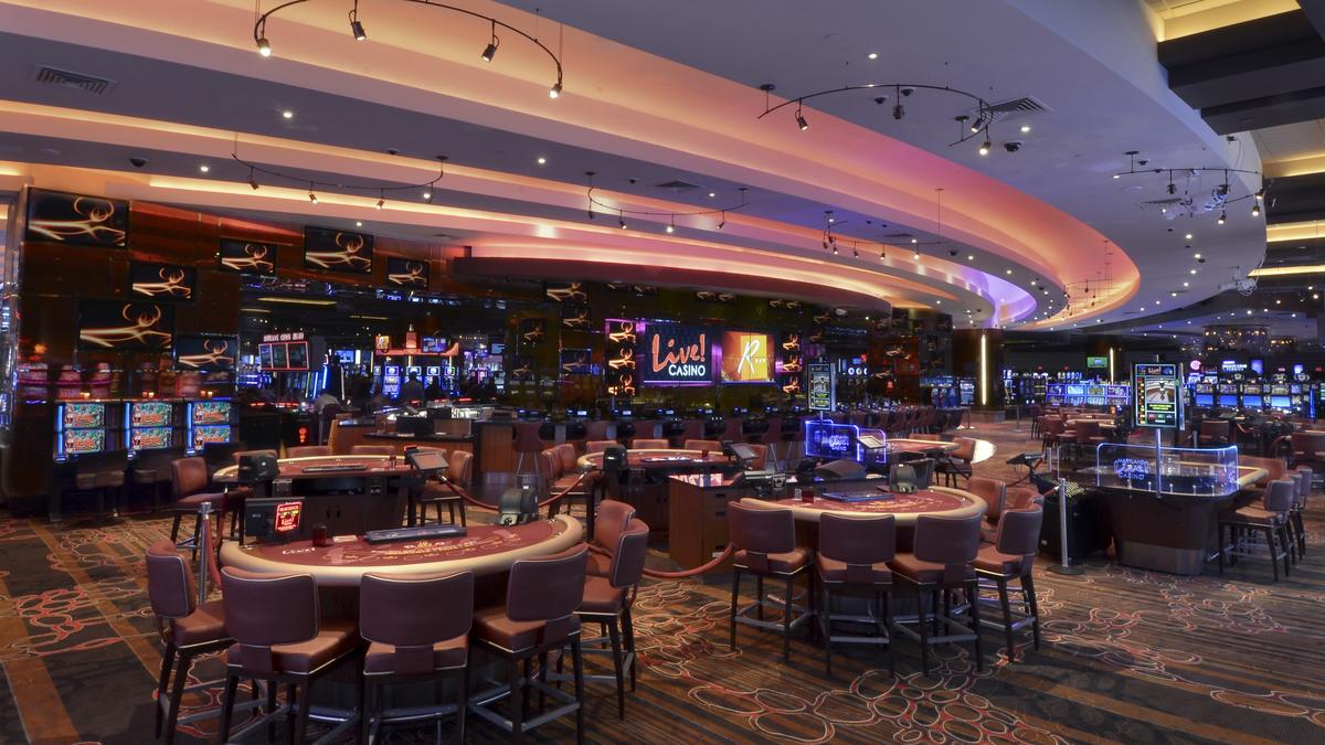 horseshoe casino st louis poker room