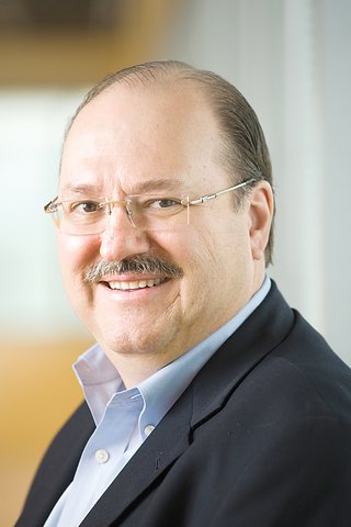 William Ruh GE William Ruh, Vice President of Software at GE. at developing office ...