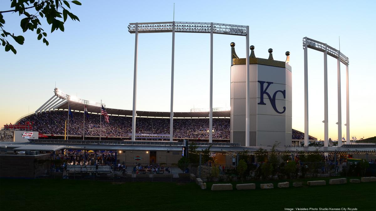 Kansas City Royals plan to make crown scoreboard MLB's tallest