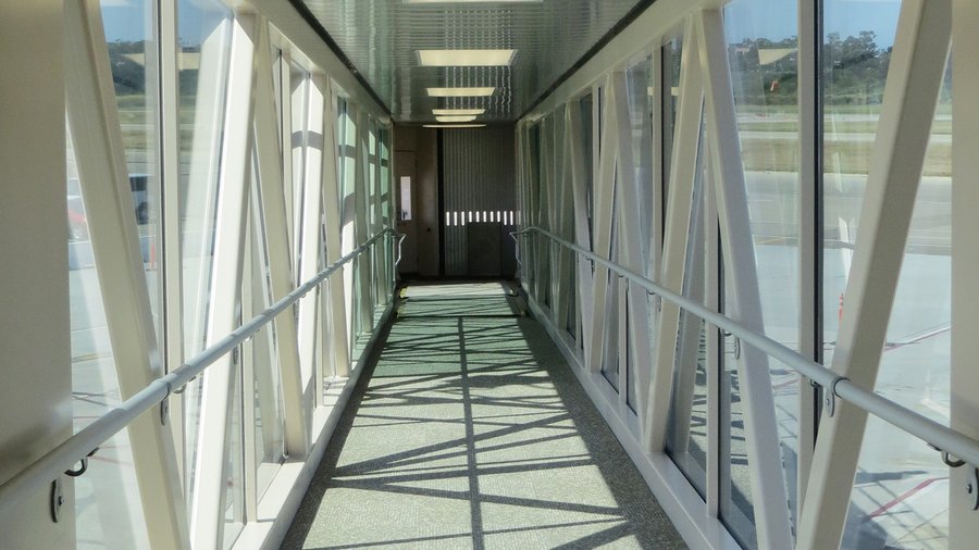 Council OKs buying glass jetways for new airport terminal Wichita