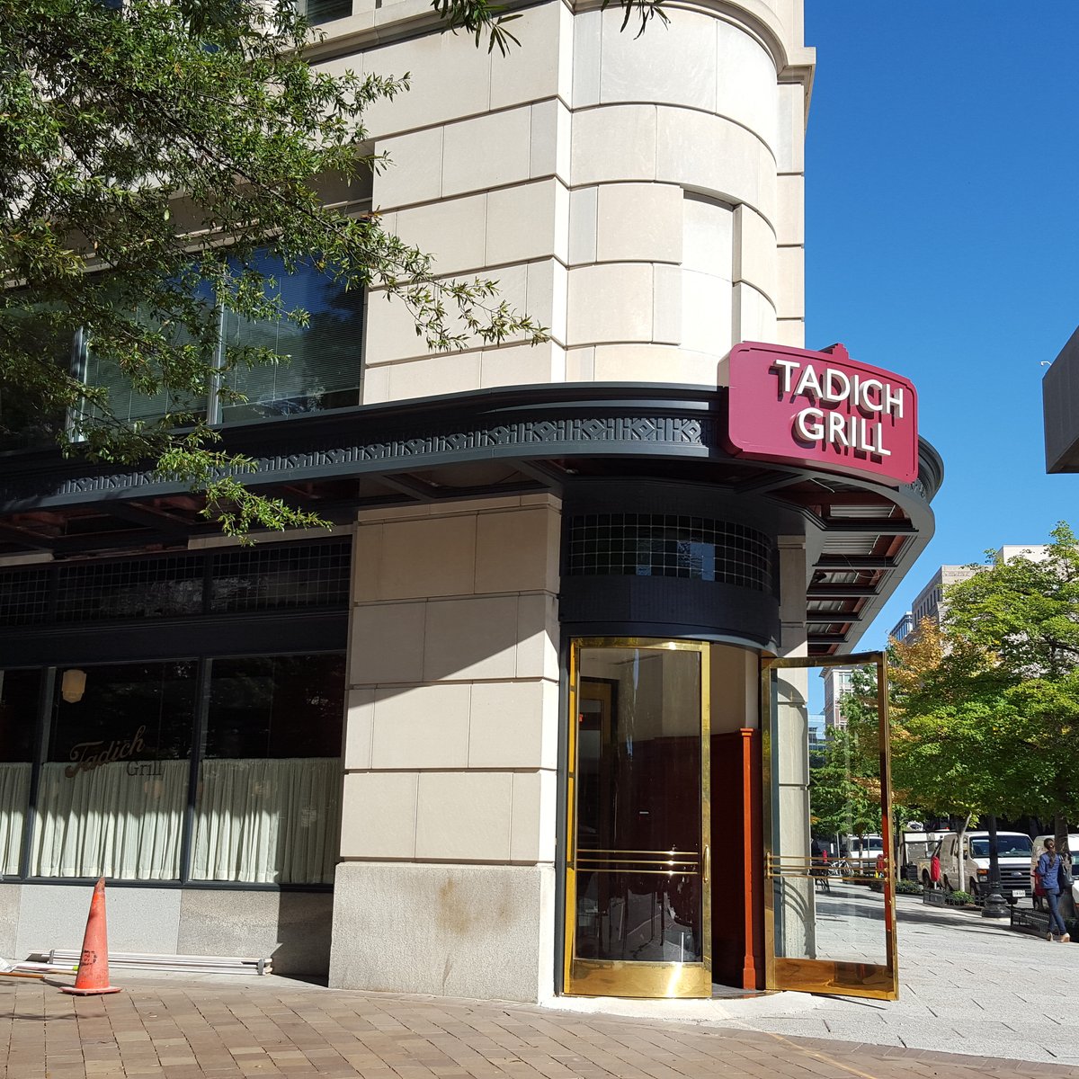 New York City's Café Fiorello to replace Tadich Grill at 1001