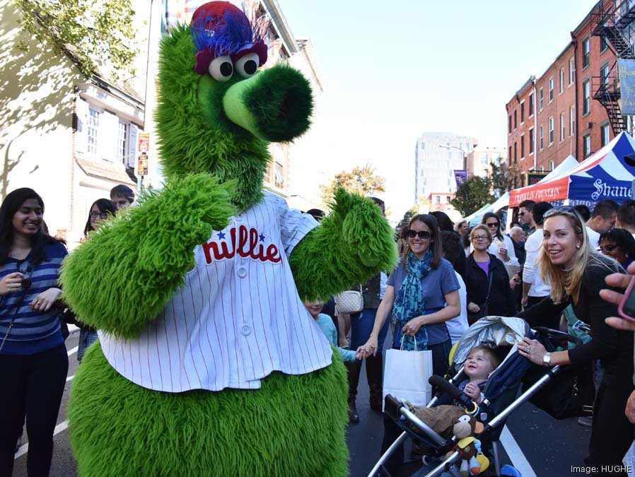 Delco boy wins Halloween with 'Phanatic fan' costume, comes face